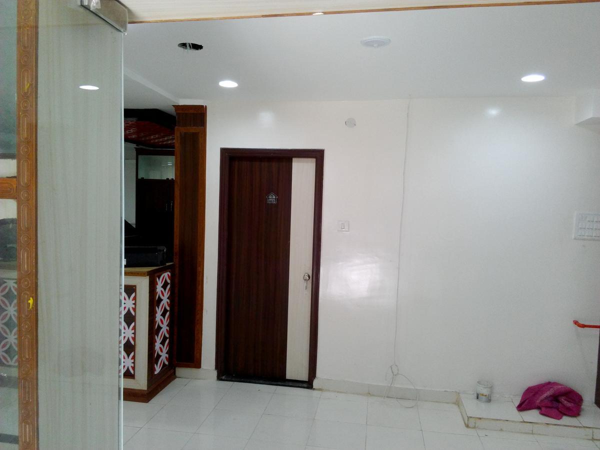 Sahasra Residency Hotel Hyderabad Esterno foto