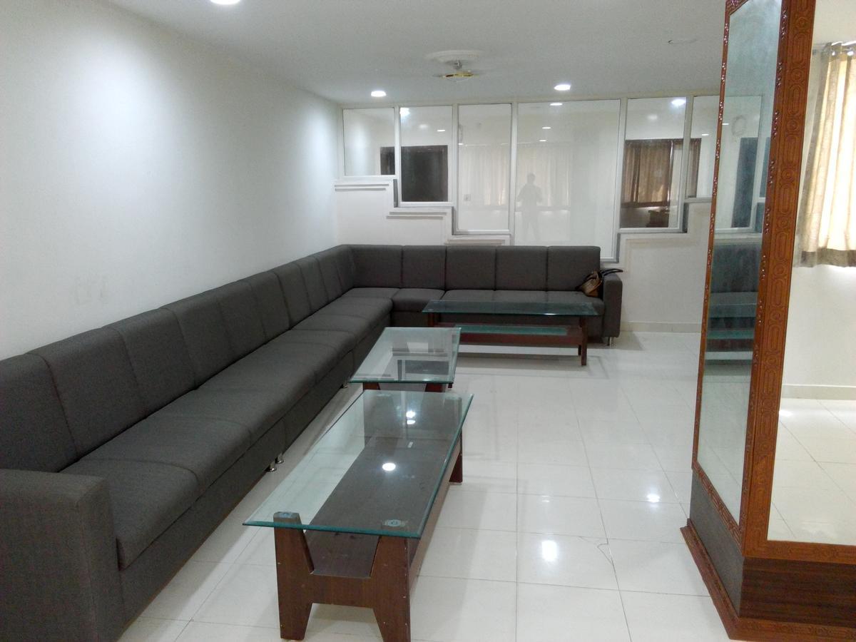 Sahasra Residency Hotel Hyderabad Esterno foto
